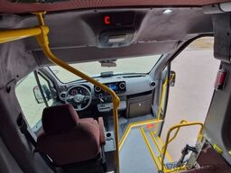 MERCEDES-BENZ Sprinter 517 Heckniederflur Vorlauffahrzeug