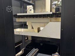 Mazak VTC 200C II