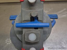 Stork portioning shackle (broiler)