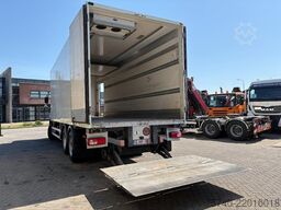 DAF CF 290 + 6X2 + CARRIER + LOADLIFT 2000KG + 2 CO...