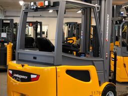 Jungheinrich EFG S30 - Service Neu - Batterie 85% - 7.500mm Hub