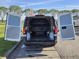 MERCEDES-BENZ EVITO 66Kwh Wltp 292 kms