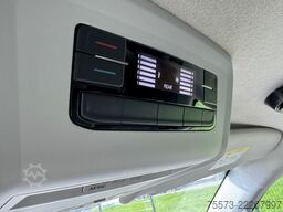 VW VW T6.1, 2.0 TDI, mit Rampe, Trage und Sessel
