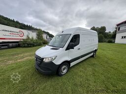 Mercedes-Benz Sprinter III 214 L2H2