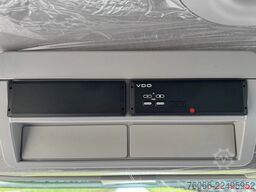 Iveco EuroCargo 180 E28-4815 Chassis Cabin (11 units)