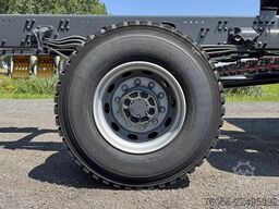 Renault K P4X4 Medium Chassis Cabin (10 units)