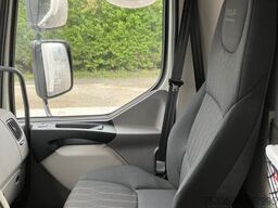 DAF FA LF 260 12t Spier Pritsche Plane LBW