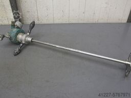 unbekannt mit Rührstab