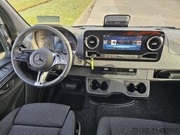 MERCEDES-BENZ ESPRINTER 320