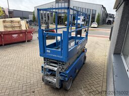 GENIE GS-2032 schaarlift schaar hoogwerker 2005uur 8mtr werkhoogte