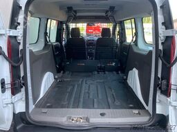 Ford Connect Combi 230 L2 - 5 posti Autocarro N1
