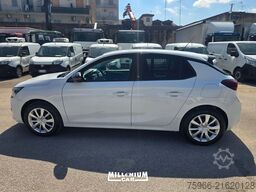 Opel OPEL CORSA E KM 2000