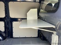 MERCEDES-BENZ Vito 116 CDI LANG 7G KLIMA 3-SITZER TEMPOMAT AHK
