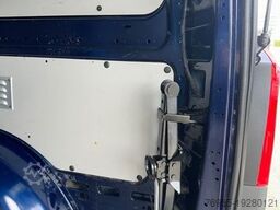 MERCEDES-BENZ Vito 116 CDI LANG 7G KLIMA 3-SITZER TEMPOMAT AHK