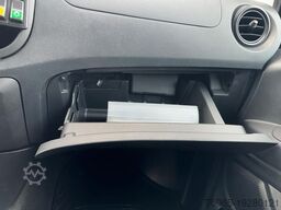 MERCEDES-BENZ Vito 116 CDI LANG 7G KLIMA 3-SITZER TEMPOMAT AHK