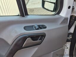 MERCEDES-BENZ Sprinter 516, Daily, Crafter