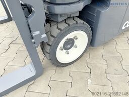 COMBILIFT CBE2500 TRIPLEX 5500 FORK POSITIONER