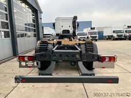 Mercedes-Benz Arocs 4045 6x4 Chassis Cabin