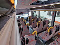 MERCEDES-BENZ 30 Sitzer Schul- Transferbus 519 Vorlauffahrzeug