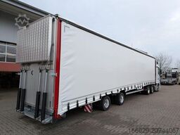 Wiese Gabelstaplertransporter mit Rampe