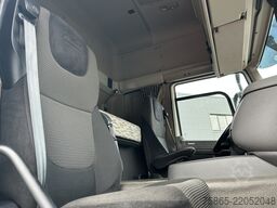 DAF CF 250 FA Space Cab / 622 dkm / Flat Bed - Plat...