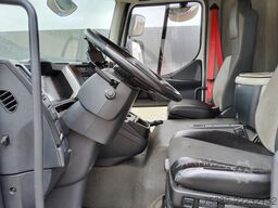 Renault D 210 P4x2 - ACC. - 33-BPX-1 - BAKWAGEN - 12 TO...