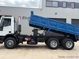 Iveco Eurocargo 260 E 27 (POMPE MANUELLE / MOTEUR FUM...