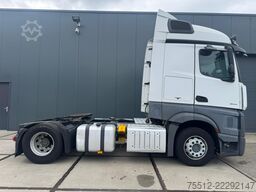 Mercedes-Benz Actros 1842 / 2 Tanks / Euro 6 / 2 Beds