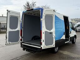 IVECO 35S14E V LED / AHK-3,5T / ACC