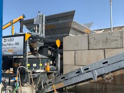 FABO Mobile Concrete Batching Plant 30 m3/h Mobile Concrete Batching Plant