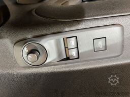 Opel Combo 1.2 PureTech 110 PK L1 BENZINE / Euro 6 /...