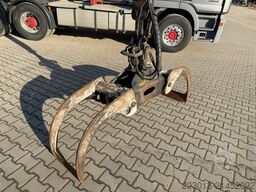 MERCEDES-BENZ Actros 2660 6x4 Holztransport mit Kran Penz 10Z8