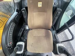 JCB JS 220 N LC      2012    CE