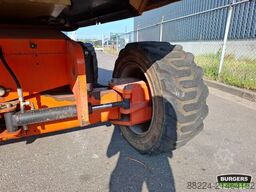 JLG 660SJ