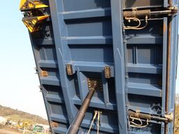 Mercedes-Benz Arocs 2651 K