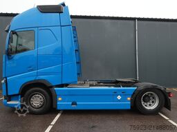Volvo FH 480 LNG Globetrotter tractor unit