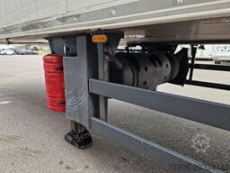 Schmitz Cargobull FRIGORIFIQUE + HAYON
