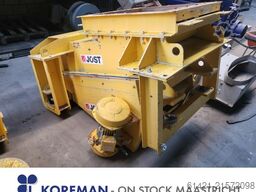  Vibrating chute Jöst 1500-800