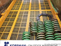  Dewatering screen Sotres with Cyclone