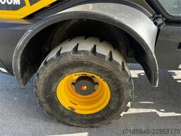 Komatsu WA100M-8E0