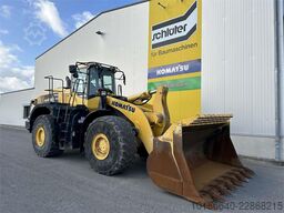 Komatsu WA500-8E0