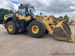 Komatsu WA470-8