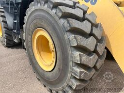 Komatsu WA470-8