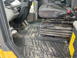 Komatsu WA470-8
