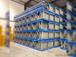 ca. 100,8 lfm Jungheinrich Esmena Höhe : 400 cm , 2100 kg Fachlast