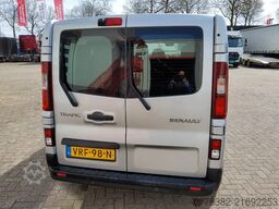 Renault Trafic 150.30 L2H1 - VRF-98-N - DUBBELE CABINE ...