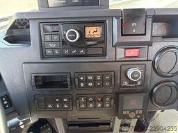 Renault C440 + HMF 2320 K3-- 3X EXT. + 6X2/4 HYDRO DRIV...