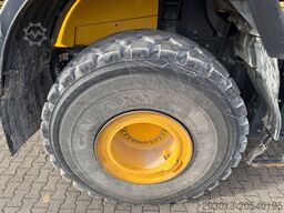 KOMATSU WA 470-7 Radlader 24 Ton Schaufel 4.5 m³ *Waage