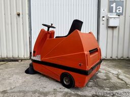 Stolzenberg Twin Top TT 1100 / E Aufsitzkehrmaschine