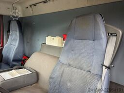 VOLVO FM-300 4x2 Carrier 850 Supra